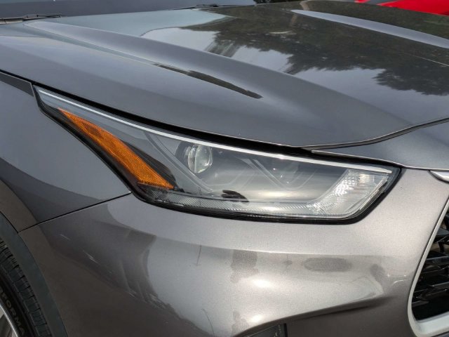 Used 2023 Toyota Highlander XLE FWD image 10