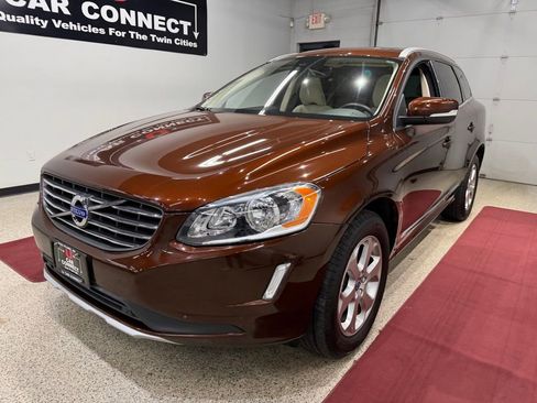 Used 2016 Volvo XC60 T5 Premier image 4