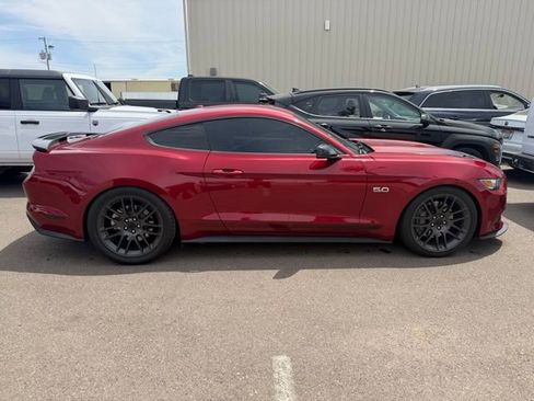 Used 2017 Ford Mustang GT Premium w/ Equipment Group 401A RWD image 2