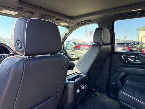 Used 2023 GMC Yukon XL SLT w/ SLT Premium Package AWD/4WD image 49