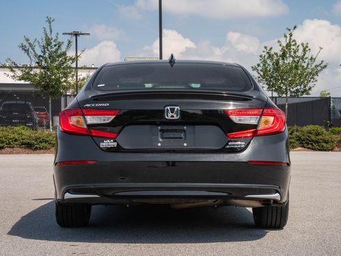 Used 2022 Honda Accord Sport image 6