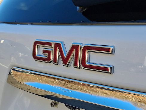 Used 2019 GMC Terrain Denali w/ Advanced Safety Package image 31