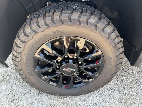 New 2026 Chevrolet Silverado 2500 LT w/ Trail Boss Package AWD/4WD image 10