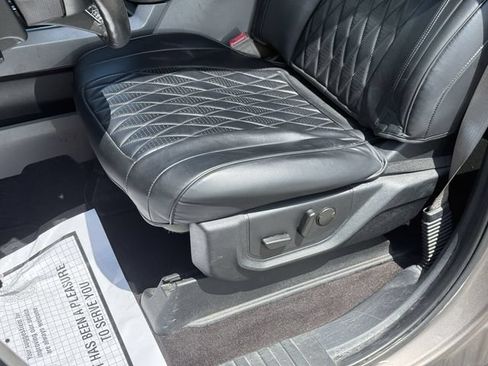 Used 2019 Ford F150 XLT w/ Equipment Group 302A Luxury RWD image 13