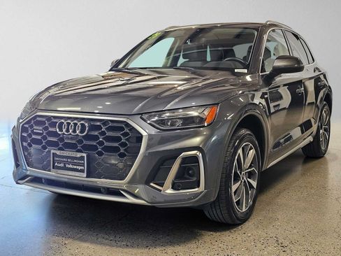 Used 2023 Audi Q5 2.0T Premium Plus w/ Premium Plus Package AWD/4WD image 7
