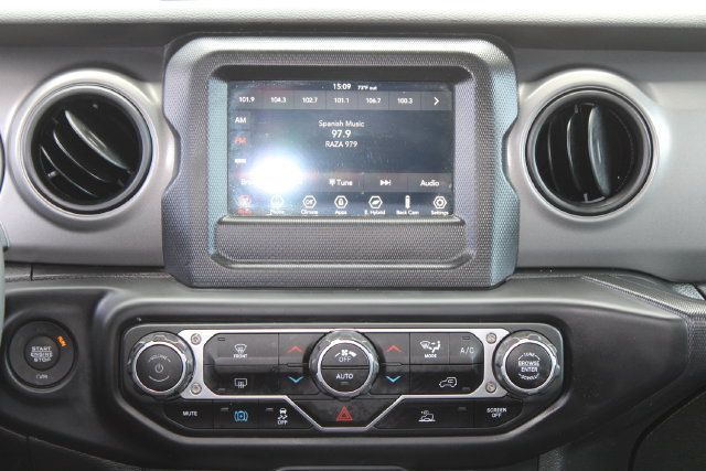 Used 2023 Jeep Wrangler Unlimited AWD/4WD image 18