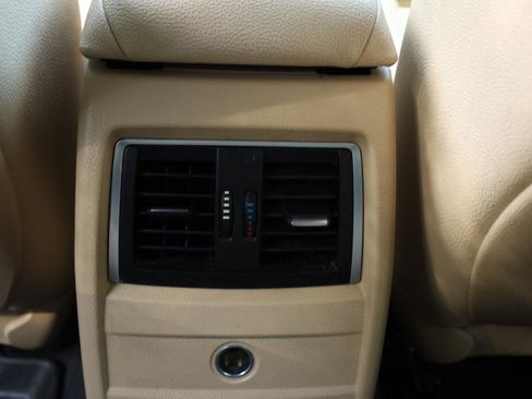 Used 2017 BMW 330i Gran Turismo xDrive image 39