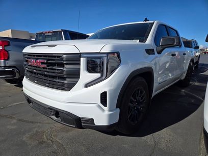 Used 2025 GMC Sierra 1500 Pro w/ Graphite Edition