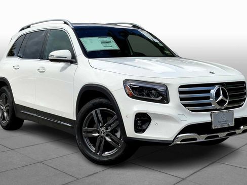 Certified 2026 Mercedes-Benz GLB 250 4MATIC image 2