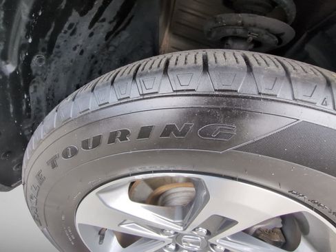 Used 2023 Honda Pilot EX-L image 9