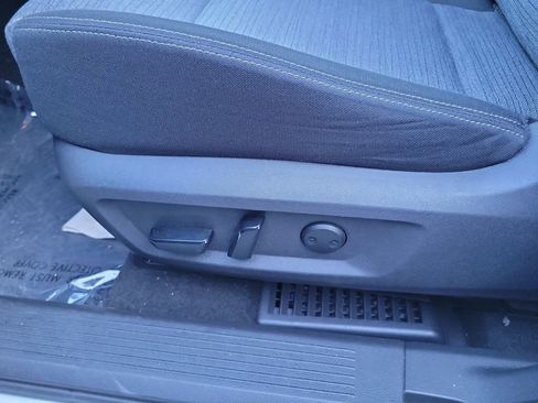 Certified 2023 Nissan Rogue SV image 15