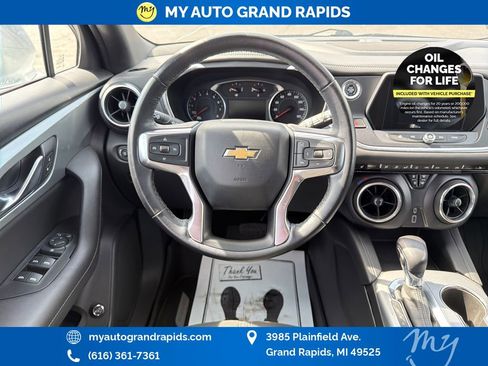 Used 2019 Chevrolet Blazer LT AWD/4WD image 13