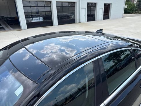 Used 2017 Jaguar XF Prestige AWD/4WD image 3