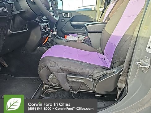 Used 2019 Jeep Wrangler Unlimited Sport S image 2