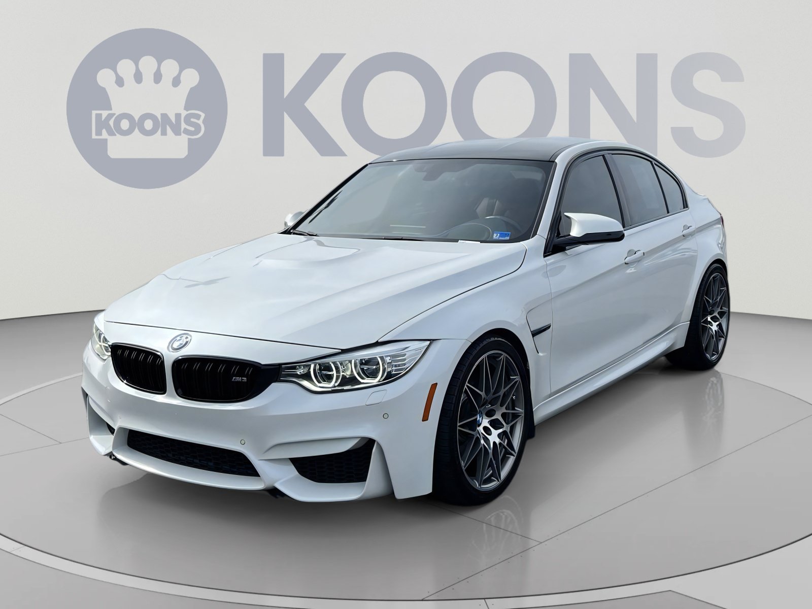 Used 2017 BMW M3 RWD image 5