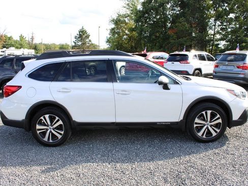 Used 2018 Subaru Outback 2.5i Limited AWD/4WD image 6