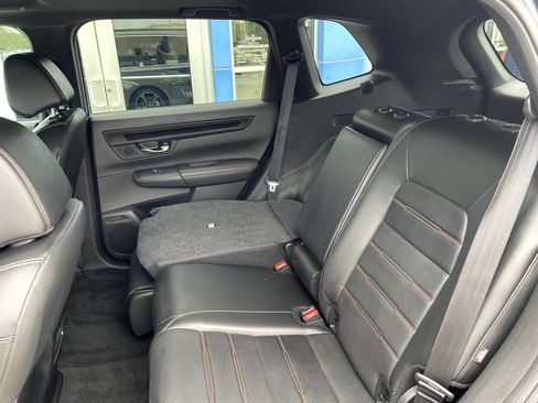 Used 2025 Honda CR-V Sport-L image 10