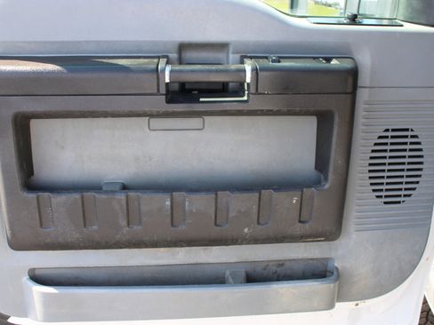 Used 2013 Ford F250 XL w/ PWR Equipment Group image 15