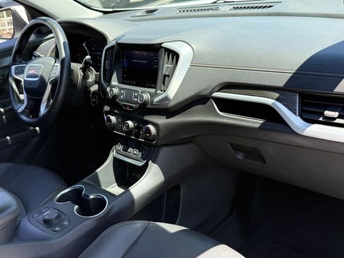 Used 2020 GMC Terrain SLT image 26