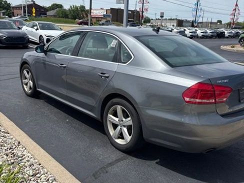 Used 2012 Volkswagen Passat 2.5 SE FWD image 5