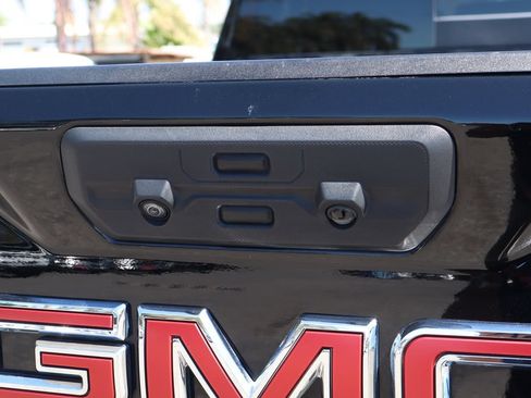 Used 2022 GMC Sierra 2500 AT4 w/ AT4 Premium Plus Package AWD/4WD image 60