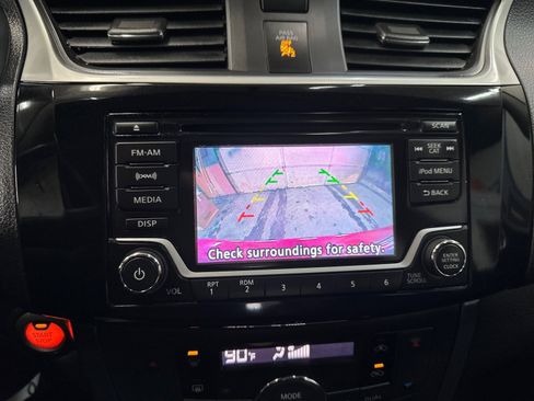 Used 2018 Nissan Sentra SR w/ Protection Package image 27