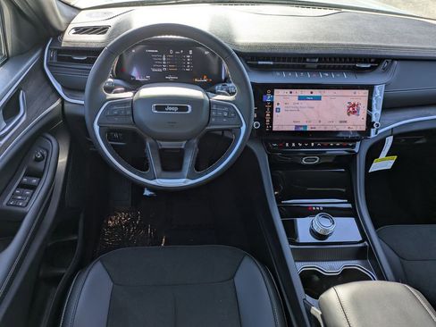 New 2026 Jeep Grand Cherokee Altitude RWD image 26
