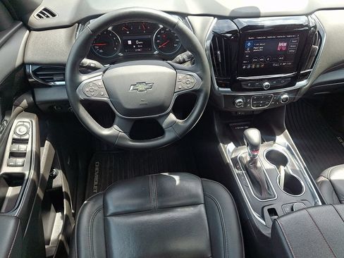 Certified 2023 Chevrolet Traverse RS AWD/4WD image 12