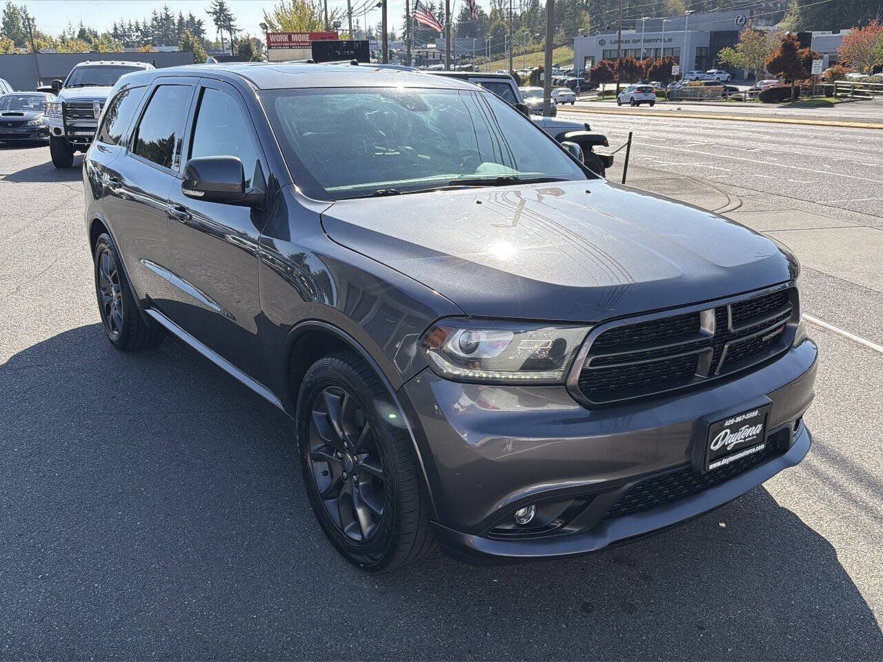 Used 2017 Dodge Durango R/T AWD/4WD image 10
