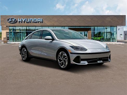 New 2025 Hyundai Ioniq 6 Limited image 11