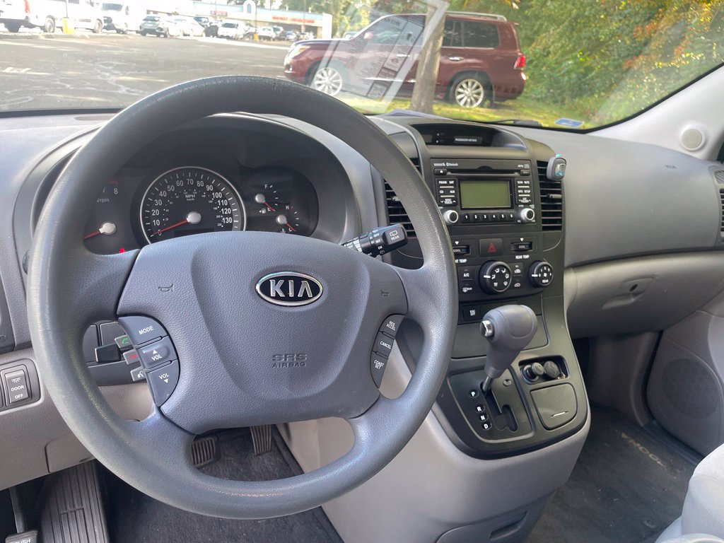 Used 2012 Kia Sedona LX w/ PWR Pkg FWD image 13