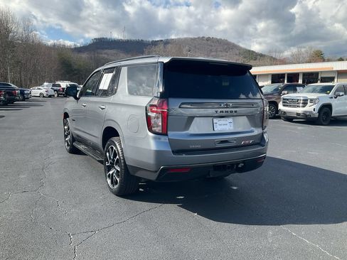 Used 2021 Chevrolet Tahoe RST w/ Luxury Package RWD image 7