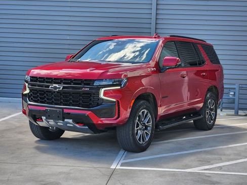 Used 2023 Chevrolet Tahoe Z71 w/ Luxury Package image 4