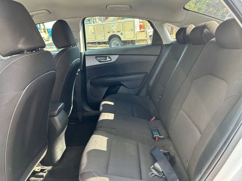 Used 2021 Kia Forte LXS image 13