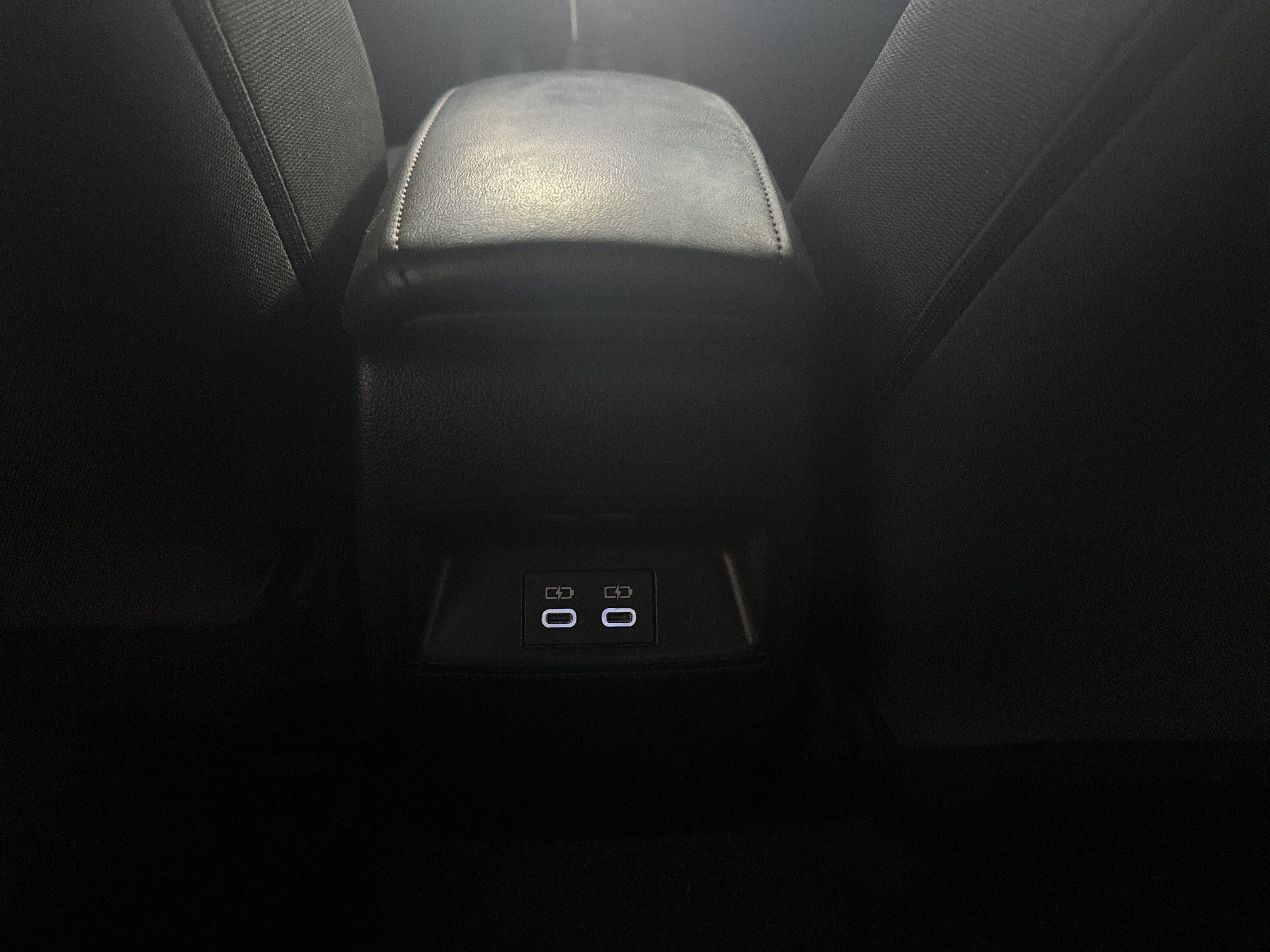 Used 2025 Toyota Corolla SE FWD image 38