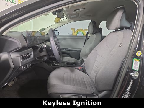 Used 2025 Kia K4 EX FWD image 11