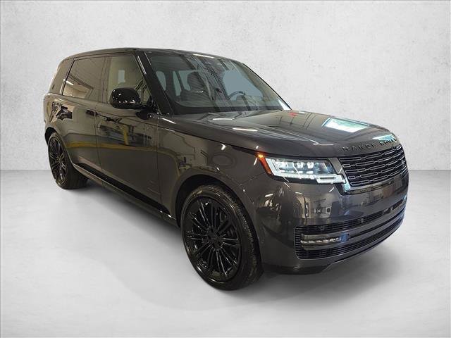 New 2026 Land Rover Range Rover Long Wheelbase SE AWD/4WD image 3