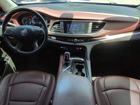 Used 2020 Buick Enclave Avenir w/ Avenir Technology Package AWD/4WD image 15