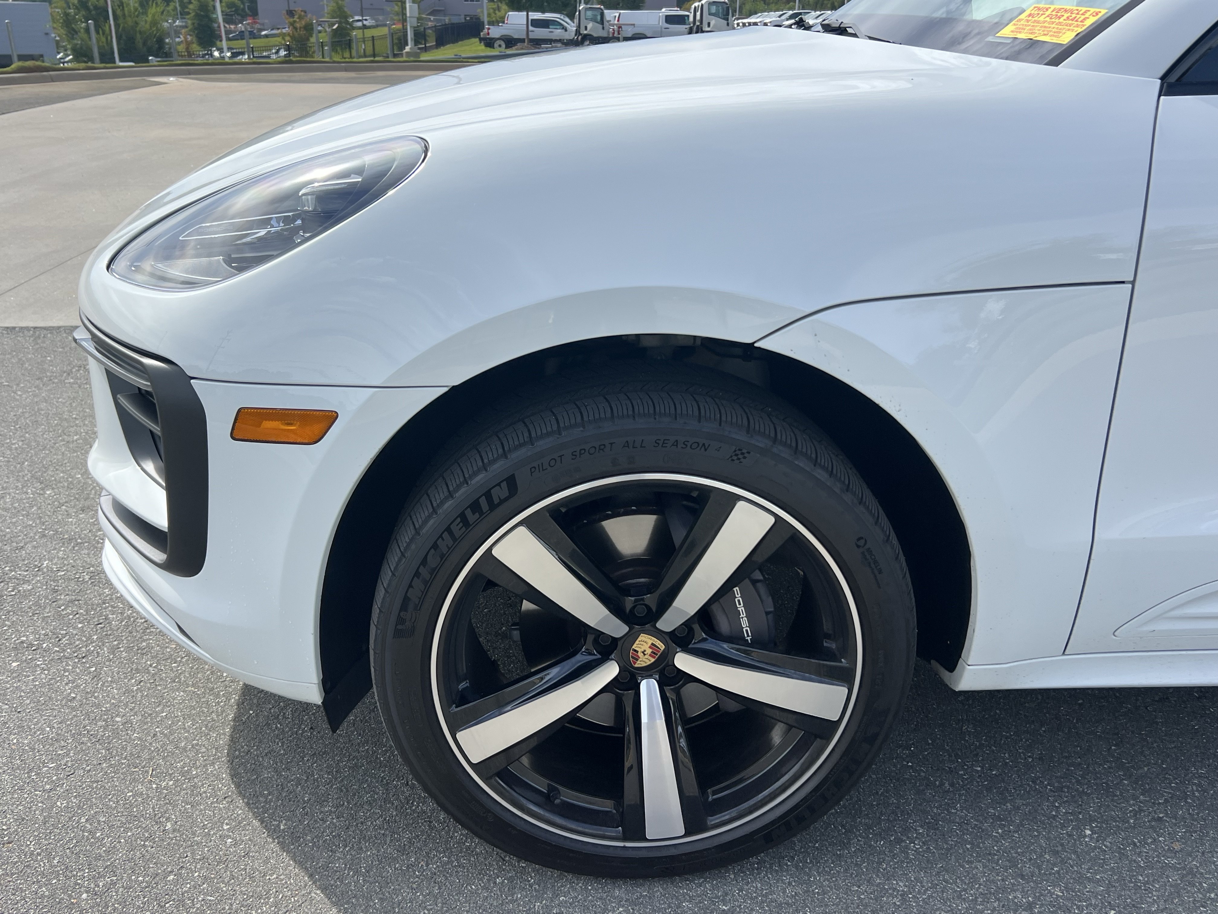 Used 2023 Porsche Macan AWD/4WD image 12