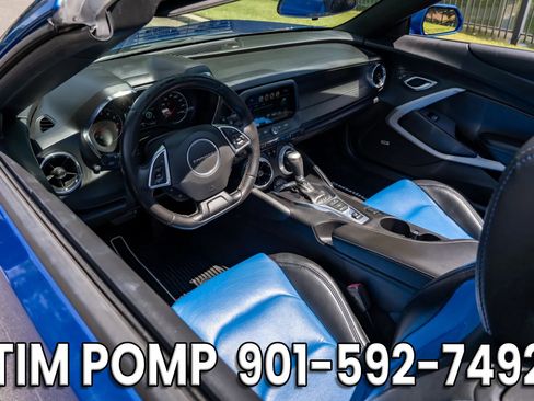 Used 2018 Chevrolet Camaro LT w/ RS Package RWD image 10