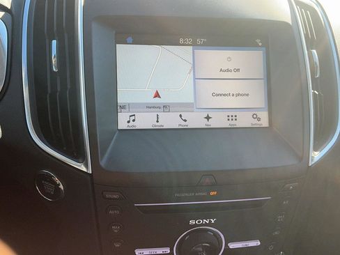 Used 2016 Ford Edge Titanium w/ Equipment Group 301A AWD/4WD image 16