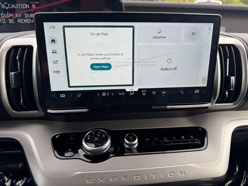 New 2025 Ford Expedition Active image 35