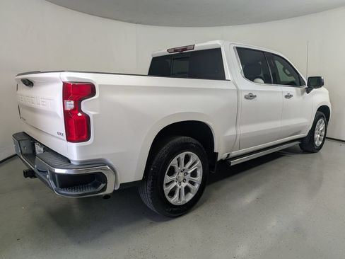 Used 2022 Chevrolet Silverado 1500 LTZ w/ Technology Package RWD image 7