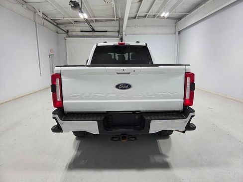 Used 2024 Ford F250 Lariat w/ FX4 Off-Road Package AWD/4WD image 6