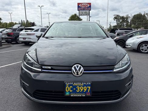 Used 2019 Volkswagen e-Golf SE w/ Driver Assistance Package image 11