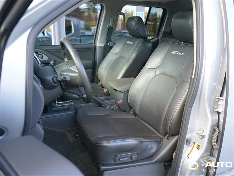 Used 2017 Nissan Frontier PRO-4X AWD/4WD image 11