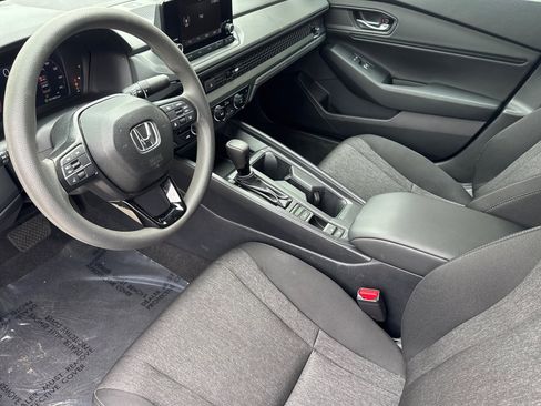 Used 2024 Honda Accord EX image 4