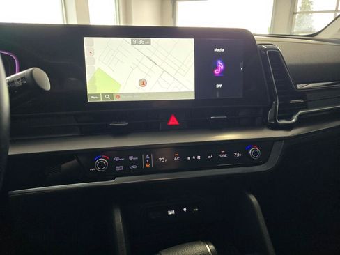 Used 2023 Kia Sportage EX FWD image 24