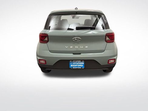 Certified 2026 Hyundai Venue SE FWD image 6