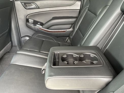 Used 2020 GMC Yukon XL SLT RWD image 41